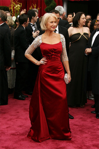 Illustration for article titled "Fishy" Is Fabulous: Oscar Fashion 2008